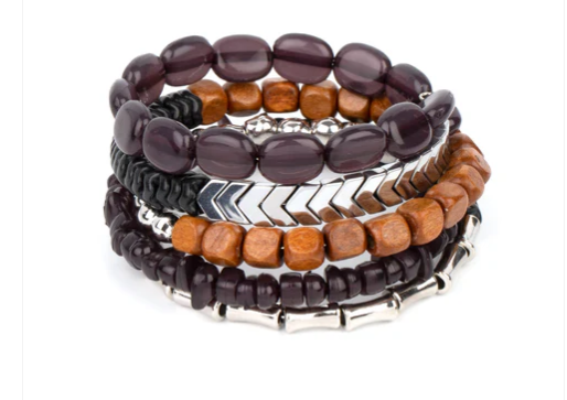 Outdoor Retreat - Black