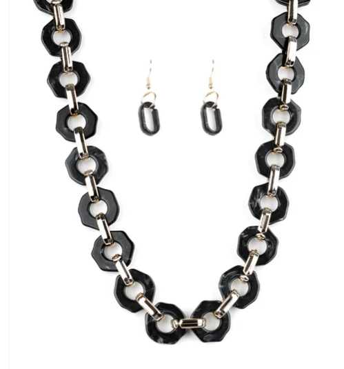 Fashionista Fever - Black