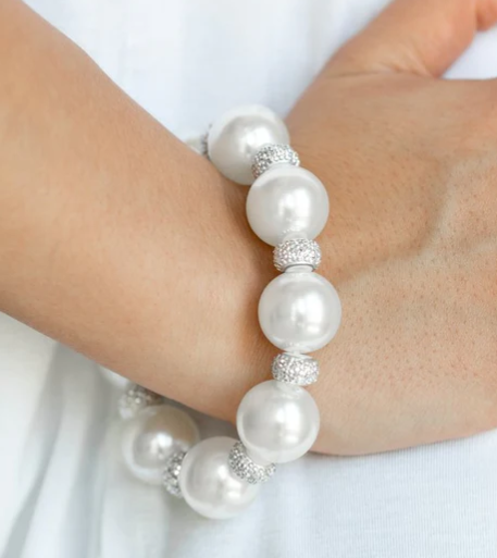 Extra Elegant - White
