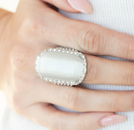 Thank Your LUXE-y Stars - White