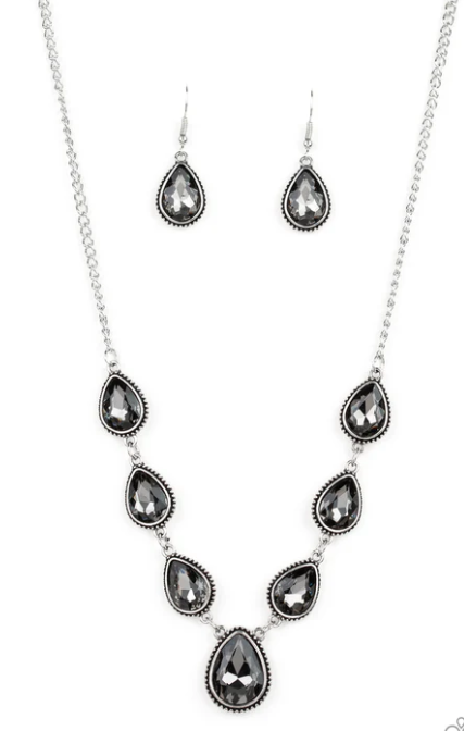 Socialite Social - Silver