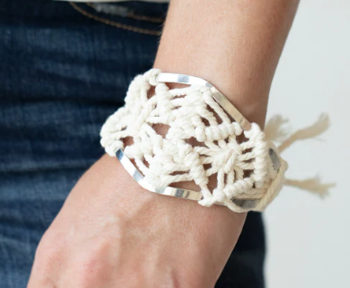 Macrame Mode - White