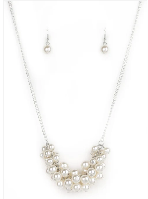 Grandiose Glimmer - White