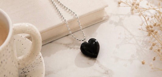 Romantic Radiance Black Necklace
