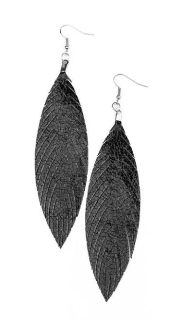 Feather Fantasy - Black