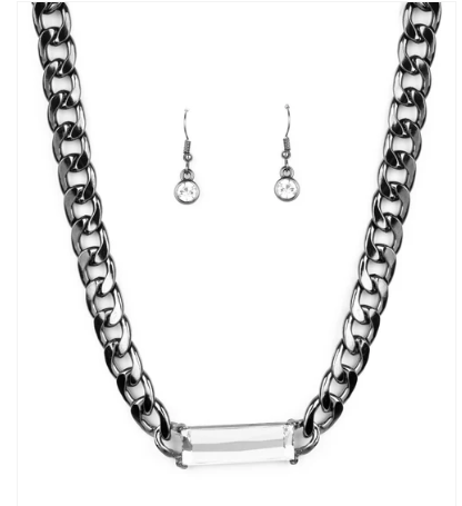 Urban Royalty - Black