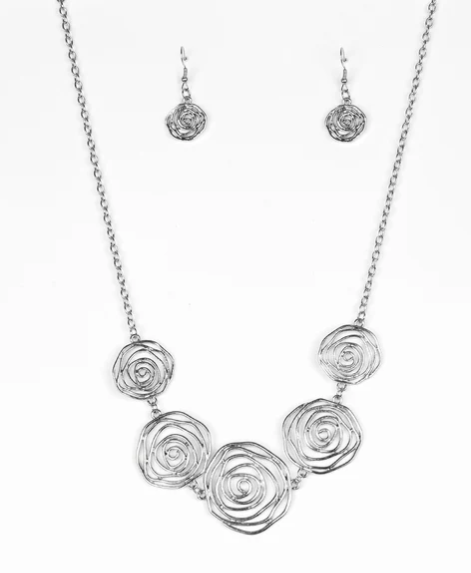 Rosy Rosette - Silver