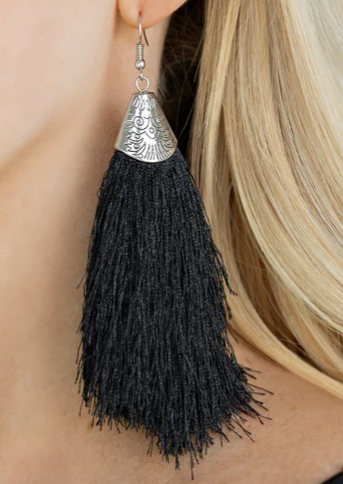 Tassel Temptress - Black
