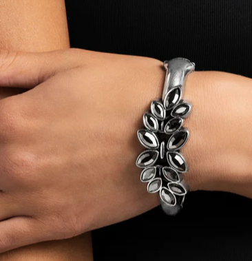 Glamorously Garnished - Silver